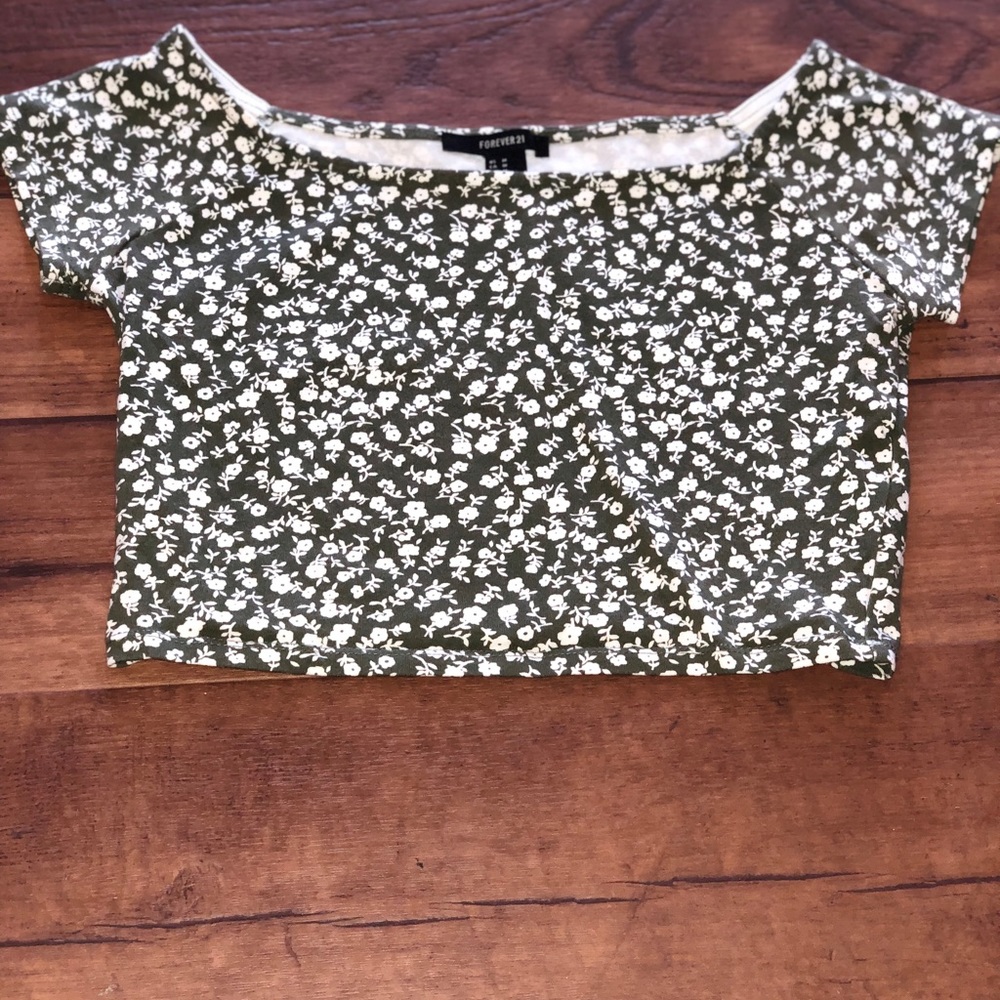 Crop top